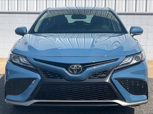 Used 2024 Toyota Camry XSE FWD image 3