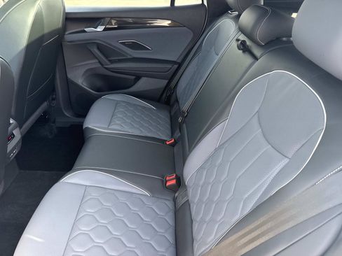 Certified 2025 Volkswagen Tiguan SEL R-Line AWD/4WD image 17