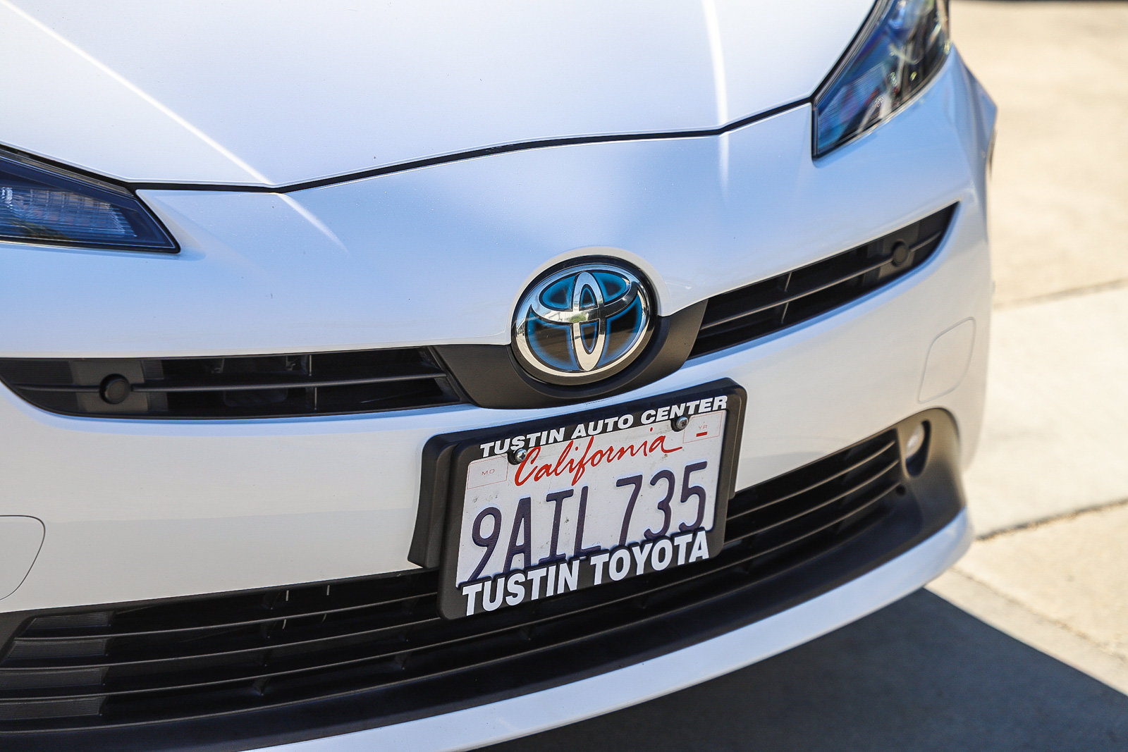 Certified 2022 Toyota Prius FWD image 5