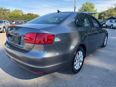 Used 2012 Volkswagen Jetta SE FWD image 5