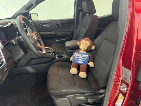 Used 2024 GMC Canyon Elevation w/ Convenience Package image 17