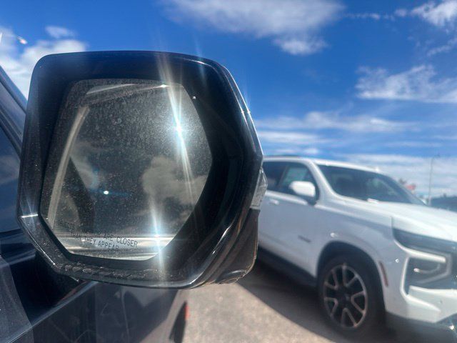 Used 2021 Chevrolet Tahoe Premier w/ Premium Package AWD/4WD image 14