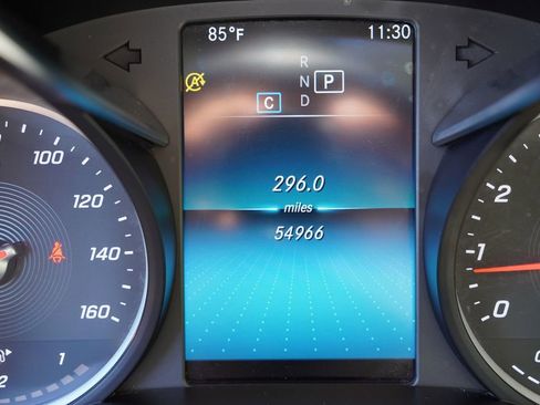 Used 2020 Mercedes-Benz GLC 300 4MATIC image 37
