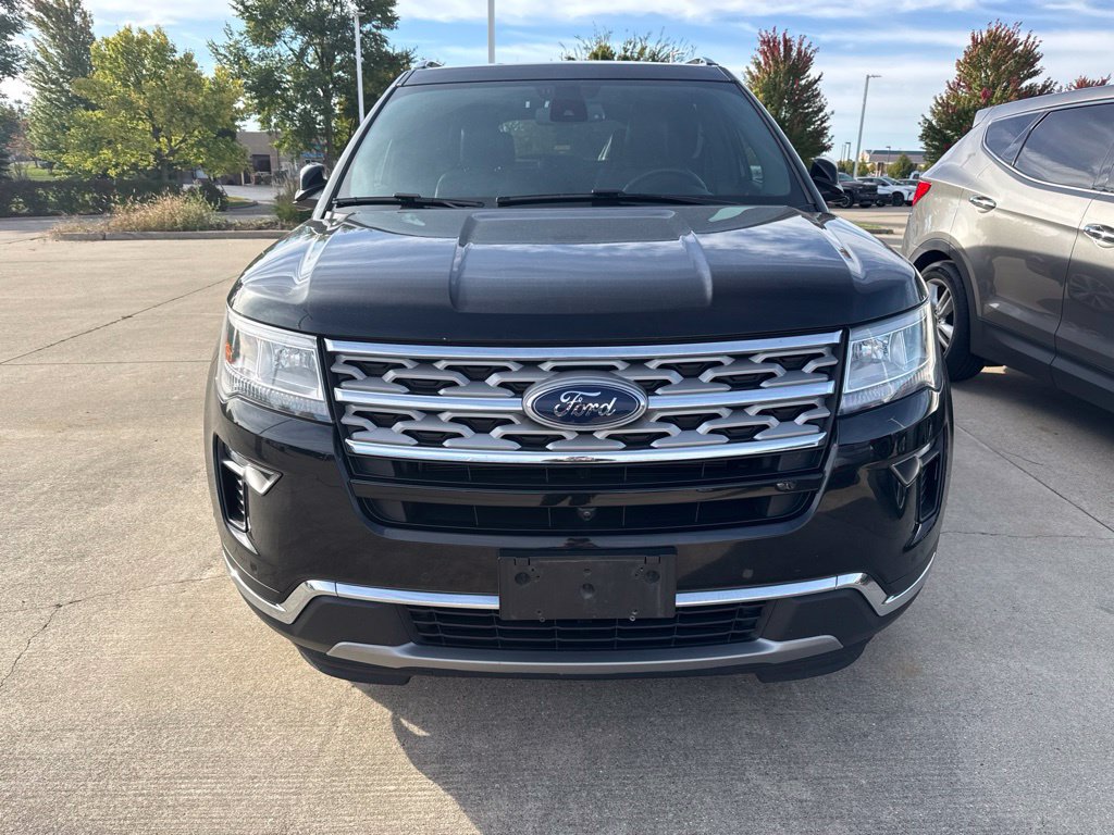 Used 2018 Ford Explorer Limited w/ Equipment Group 301A FWD image 3
