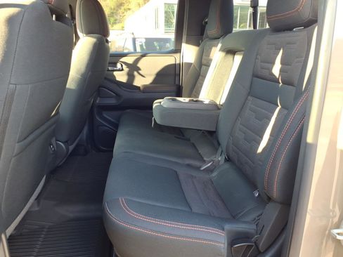 Used 2022 Nissan Frontier PRO-4X AWD/4WD image 9