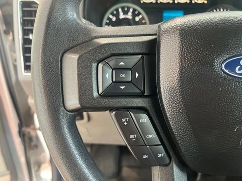 Used 2017 Ford F150 XLT AWD/4WD image 19
