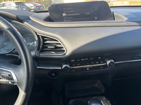 Used 2025 MAZDA CX-30 AWD 2.5 S w/ Preferred Package image 17