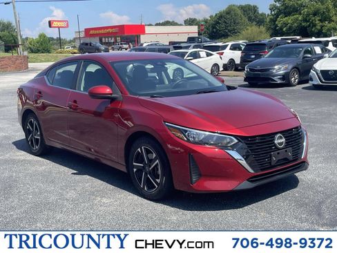 Used 2025 Nissan Sentra SV FWD image 1