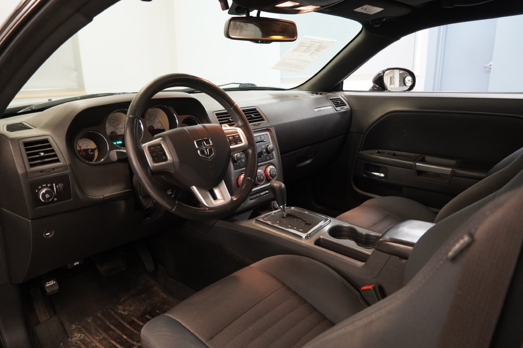 Used 2014 Dodge Challenger R/T w/ Blacktop Package RWD image 7