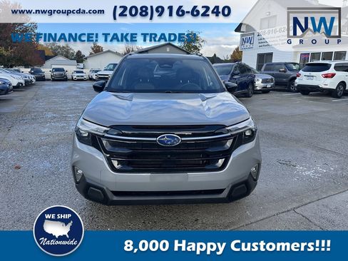 Used 2025 Subaru Forester Touring image 2