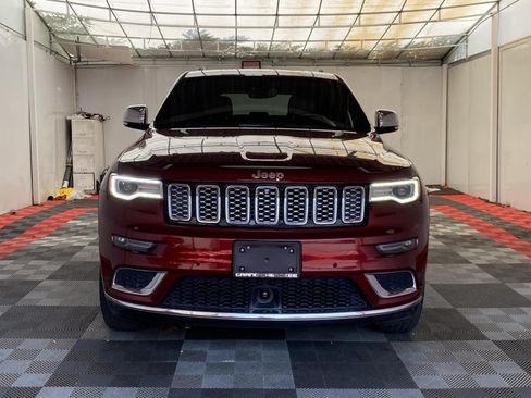 Used 2019 Jeep Grand Cherokee Summit AWD/4WD image 2