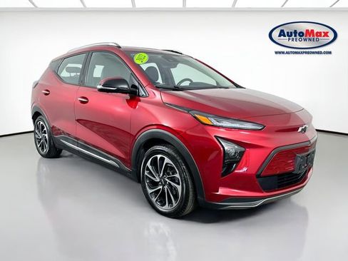 Used 2022 Chevrolet Bolt EUV Premier w/ Sun & Sound Package FWD image 1