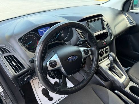 Used 2013 Ford Focus SE FWD image 37