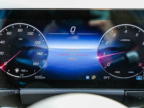 Used 2025 Mercedes-Benz GLA 250 image 6