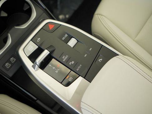 New 2026 BMW X2 xDrive28i w/ Technology Package image 18