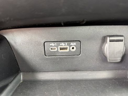 Used 2024 Nissan Altima 2.5 SV FWD image 27