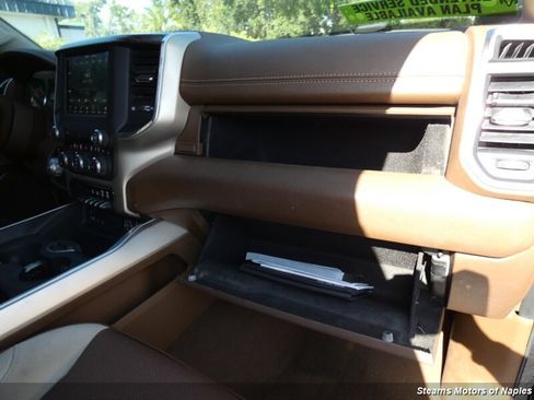 Used 2019 RAM 1500 Laramie AWD/4WD image 50