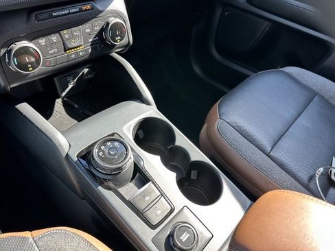 Certified 2022 Ford Bronco Sport Outer Banks w/ Tech Package image 17