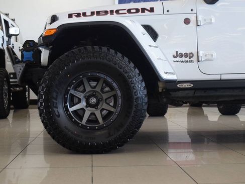 Used 2018 Jeep Wrangler Unlimited Rubicon AWD/4WD image 50
