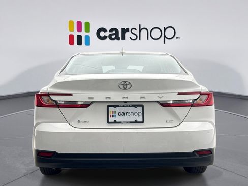 Used 2025 Toyota Camry LE FWD image 4
