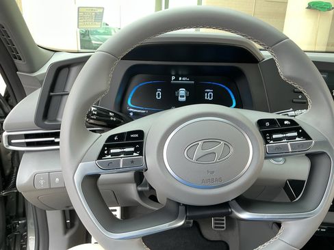 Used 2026 Hyundai Elantra Sport FWD image 9