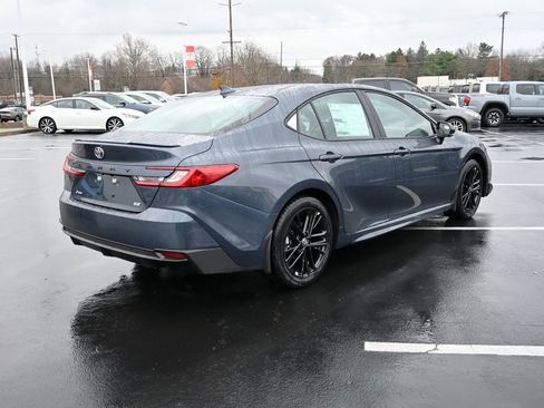 New 2026 Toyota Camry SE image 7