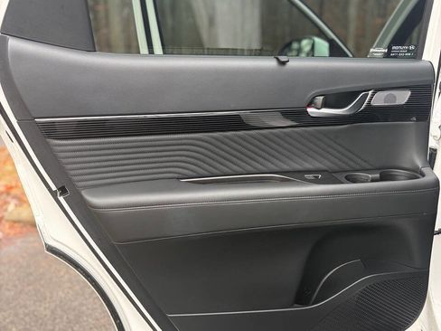 Used 2024 Hyundai Palisade Calligraphy image 22