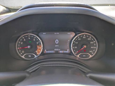 Used 2018 Jeep Renegade Altitude w/ UConnect 8.4 Nav Group image 12