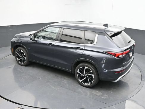Used 2024 Mitsubishi Outlander SE AWD/4WD image 28