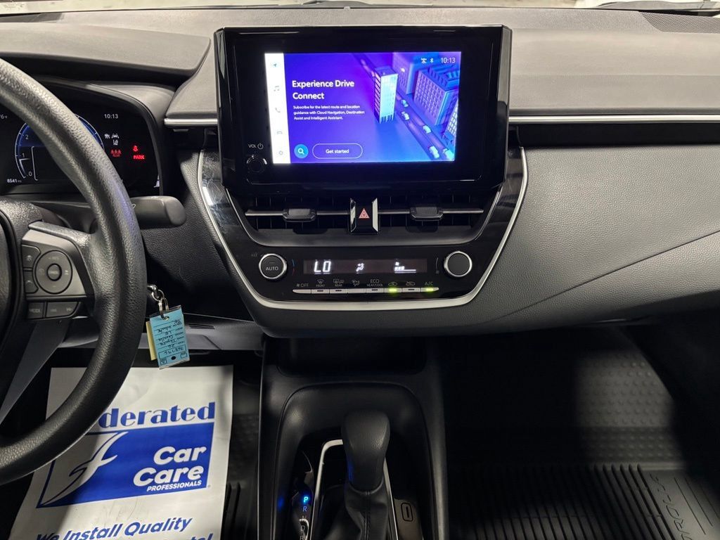 Used 2026 Toyota Corolla LE FWD image 24