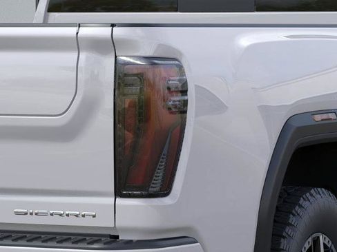 Used 2024 GMC Sierra 2500 Denali w/ Denali Reserve Package image 79
