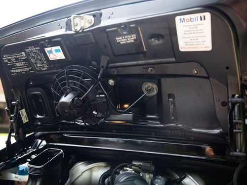 Used 2005 Porsche 911 Carrera S image 49