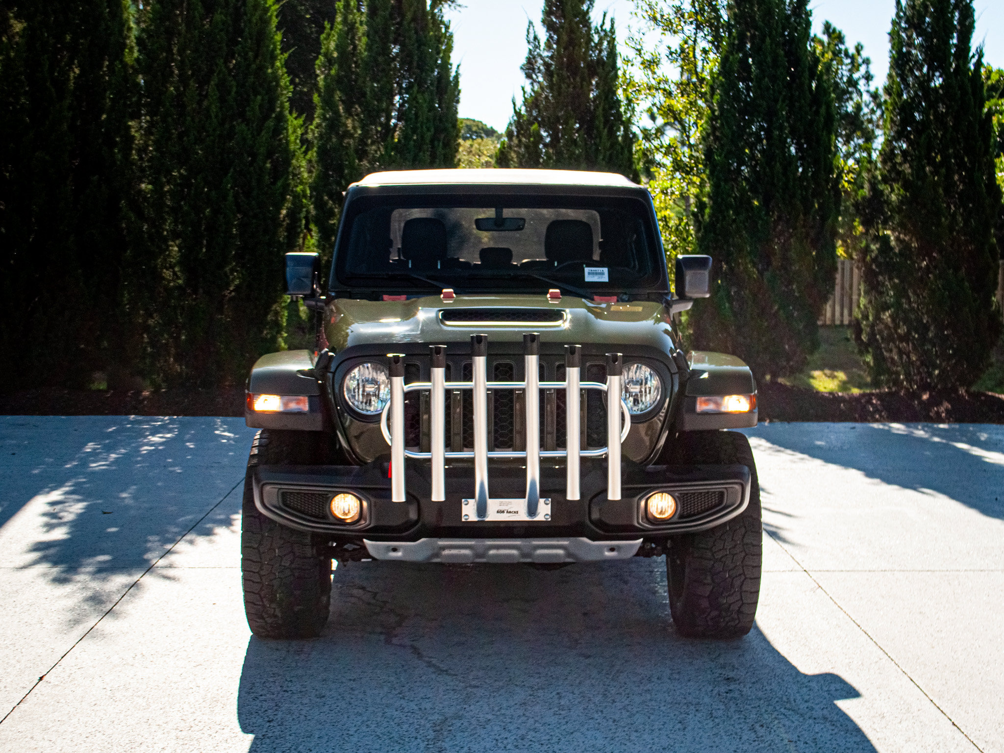 Used 2023 Jeep Gladiator Mojave w/ Cold Weather Group AWD/4WD image 3