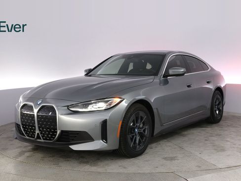 Used 2024 BMW i4 eDrive35 w/ Premium Package RWD image 2