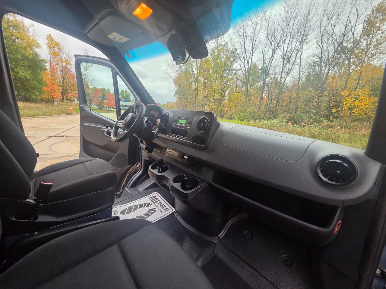 Used 2019 Mercedes-Benz Sprinter 170 image 21