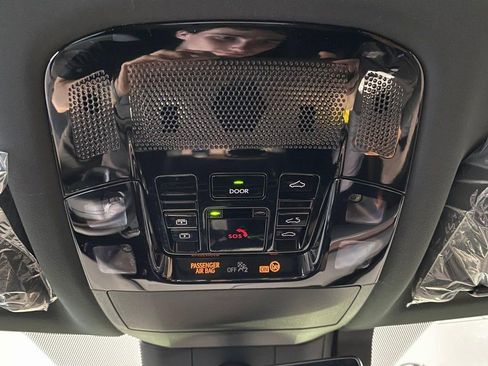 New 2026 Lexus RX 450h AWD image 19