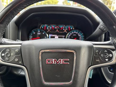 Used 2018 GMC Sierra 1500 SLT AWD/4WD image 35
