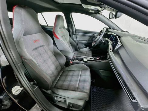 Used 2024 Volkswagen GTI SE FWD image 30