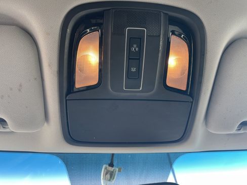 Used 2017 Kia Sorento LX image 50