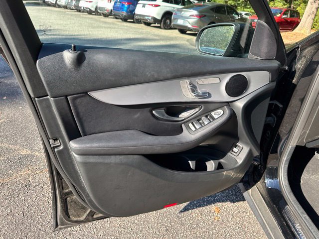 Used 2019 Mercedes-Benz GLC 300 image 13