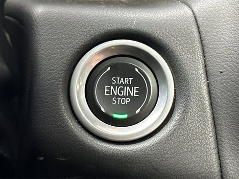 Used 2024 Chevrolet Tahoe Z71 image 25