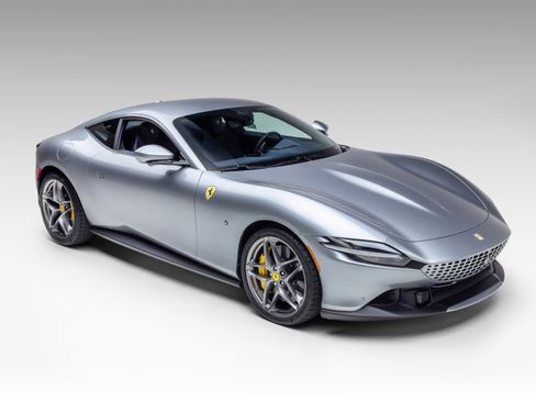 Used 2023 Ferrari Roma RWD image 8