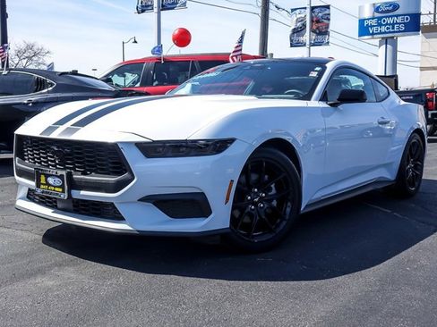 Certified 2024 Ford Mustang Coupe image 1