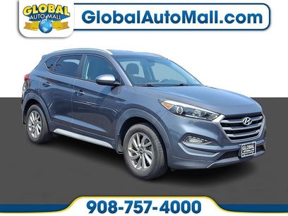 Used 2017 Hyundai Tucson SE w/ SE Popular Package 02