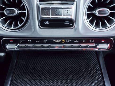 Used 2025 Mercedes-Benz G 63 AMG 4MATIC image 75