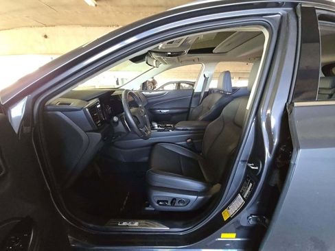 Used 2024 Lexus NX 250 FWD w/ Cold Area Package image 4