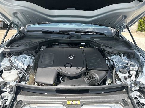 Used 2025 Mercedes-Benz GLC 300 4MATIC w/ AMG Line image 29