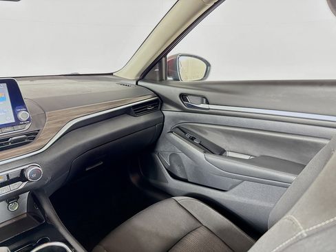 Used 2023 Nissan Altima 2.5 SV image 26