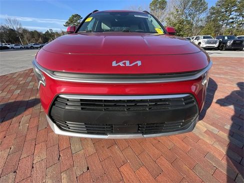 Used 2024 Kia Niro EX image 6