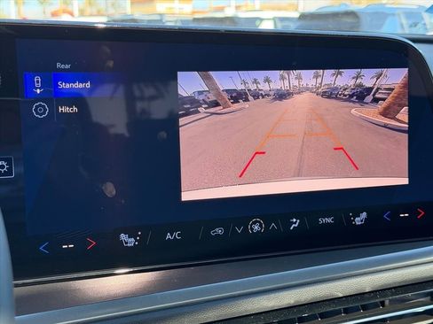 New 2026 Chevrolet Traverse LT w/ Sun and Wheel Package image 13